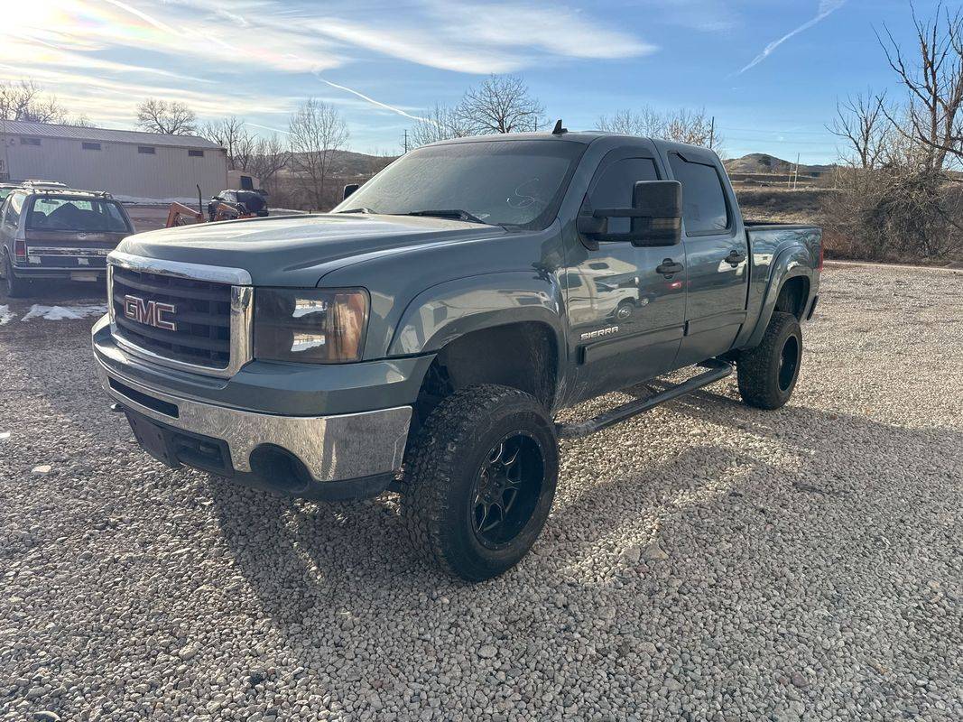 2011 GMC Sierra 1500 SLE — Pickup Truck — 151,102 mi — Castle Rock, CO