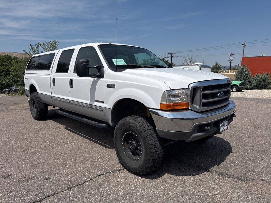 1999 Ford Super Duty F-350 XLT — Pickup Truck — 214,984 mi — Castle Rock, CO