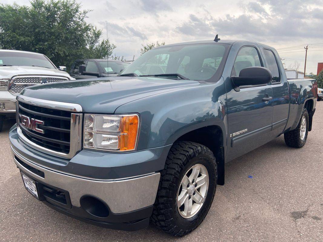 2009 GMC Sierra 1500 SLE — Pickup Truck — 58,822 mi — Castle Rock, CO