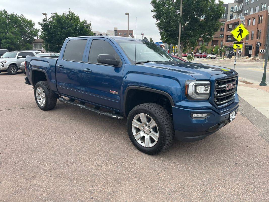 2017 GMC Sierra 1500 SLT — Pickup Truck — 167,602 mi — Castle Rock, CO