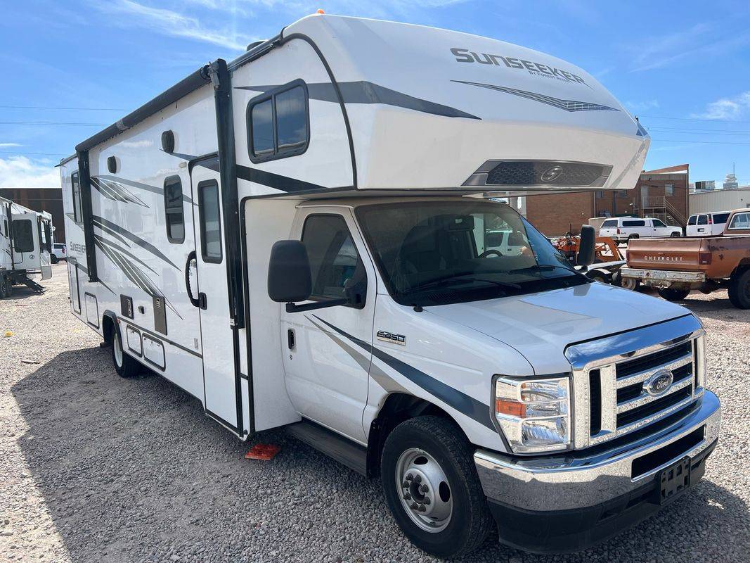 2022 Ford E-Series Cutaway Base — Chassis Cab Truck — 47,653 mi — Castle Rock, CO