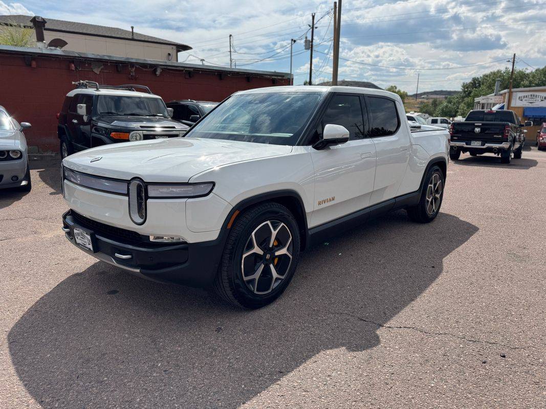 2022 Rivian R1T