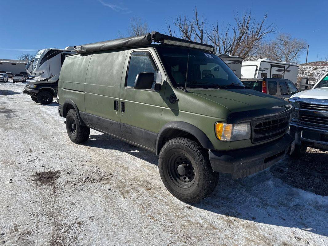2002 Ford Econoline Cargo Van E-250 — Cargo Van — 145,669 mi — Castle Rock, CO