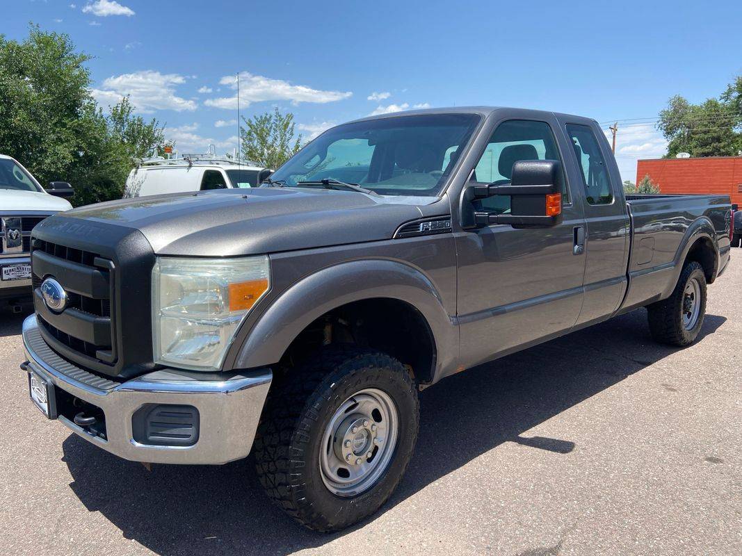 2011 Ford Super Duty F-250 XL — Pickup Truck — 117,358 mi — Castle Rock, CO
