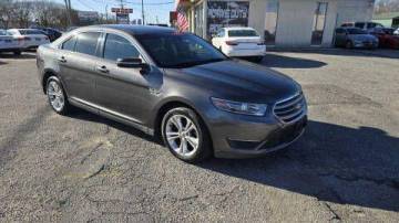 2016 Ford Taurus SE — Sedan — 123,310 mi — Virginia Beach, VA