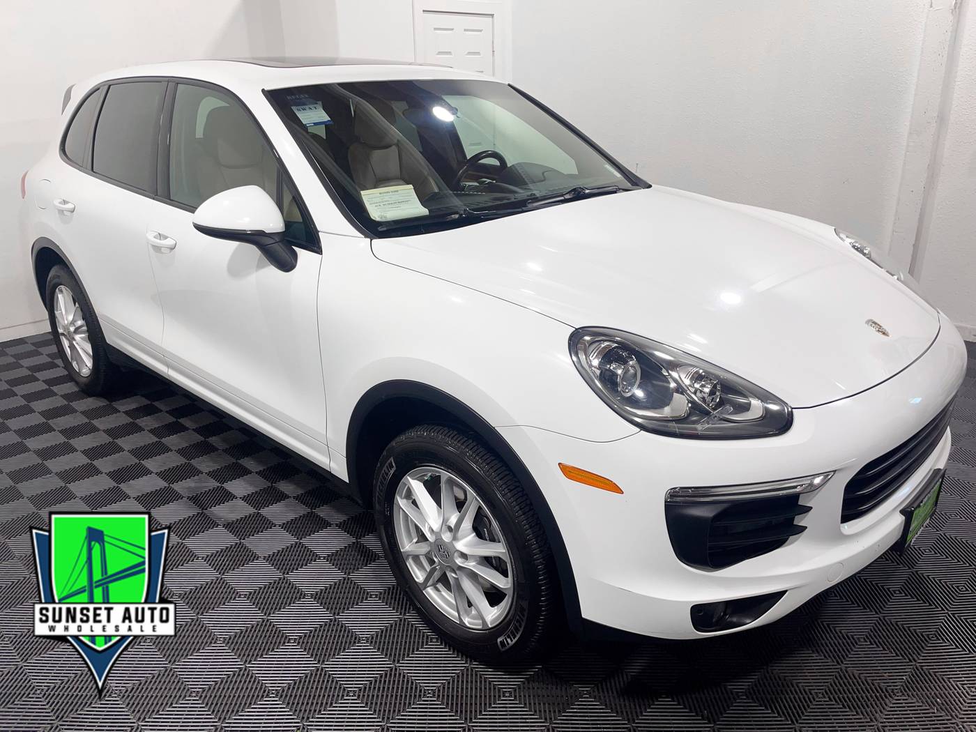 2016 Porsche Cayenne Standard — SUV — 98,765 mi — Tacoma, WA