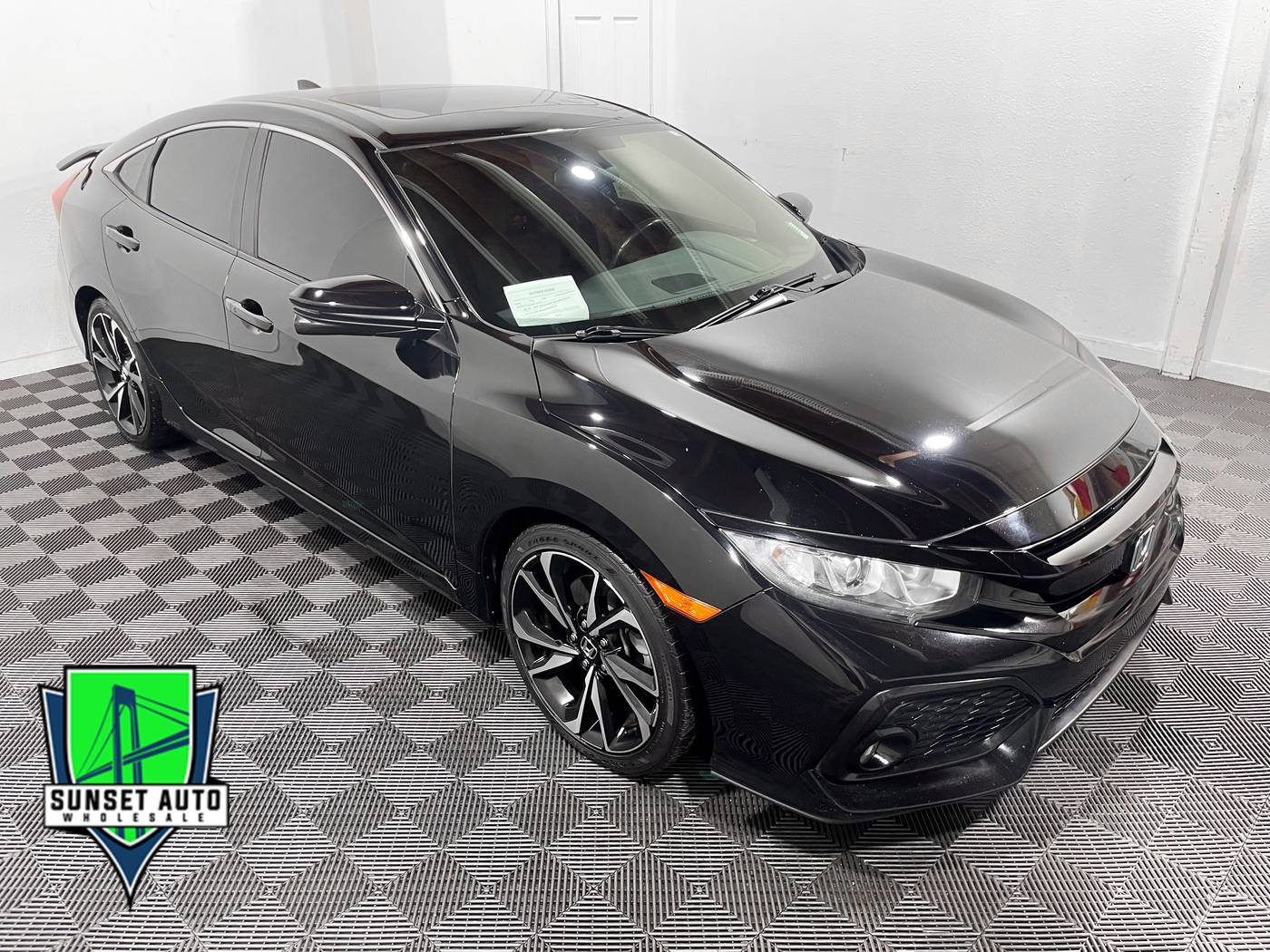 2018 Honda Civic Si — Sedan — 105,347 mi — Tacoma, WA