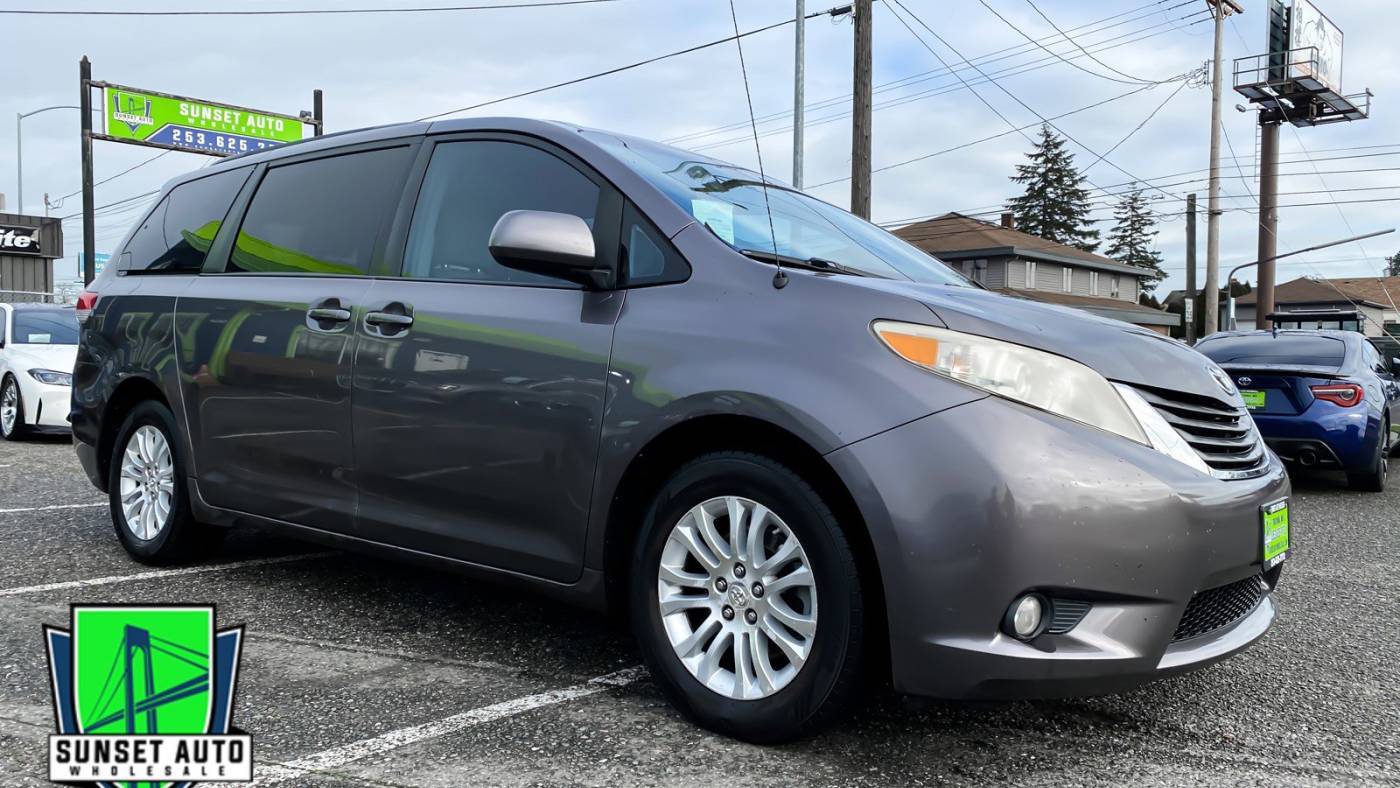 2011 Toyota Sienna XLE — Minivan — 162,230 mi — Tacoma, WA