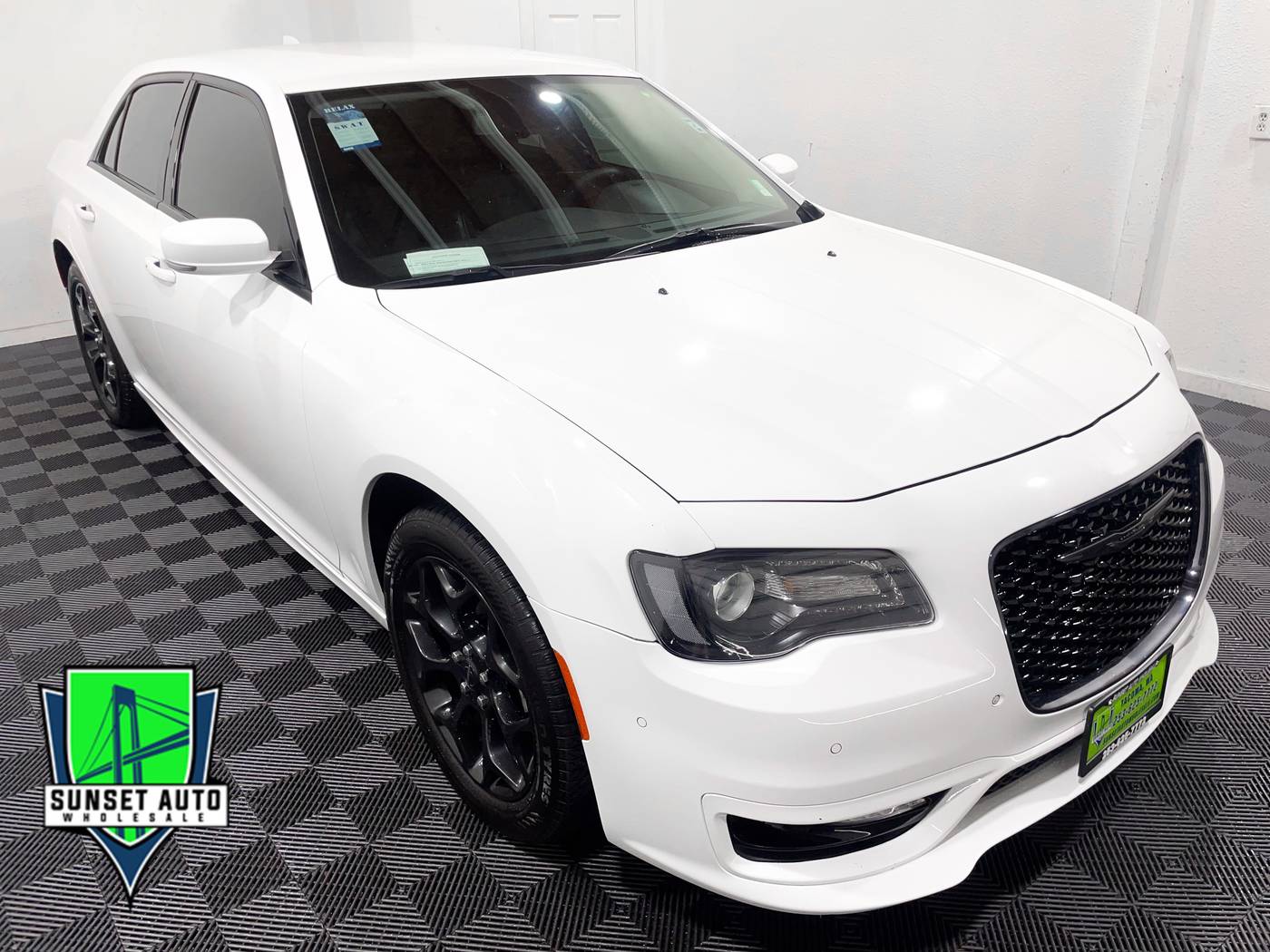 2022 Chrysler 300 Touring L — Sedan — 48,701 mi — Tacoma, WA