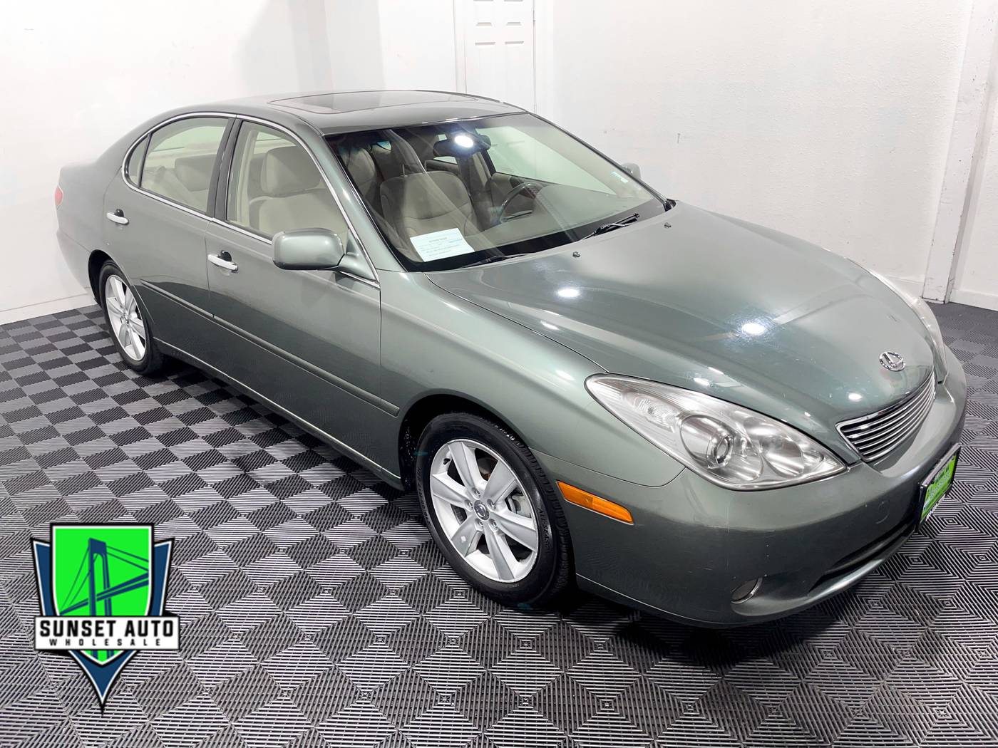 2005 Lexus ES ES 330 — Sedan — 147,603 mi — Tacoma, WA