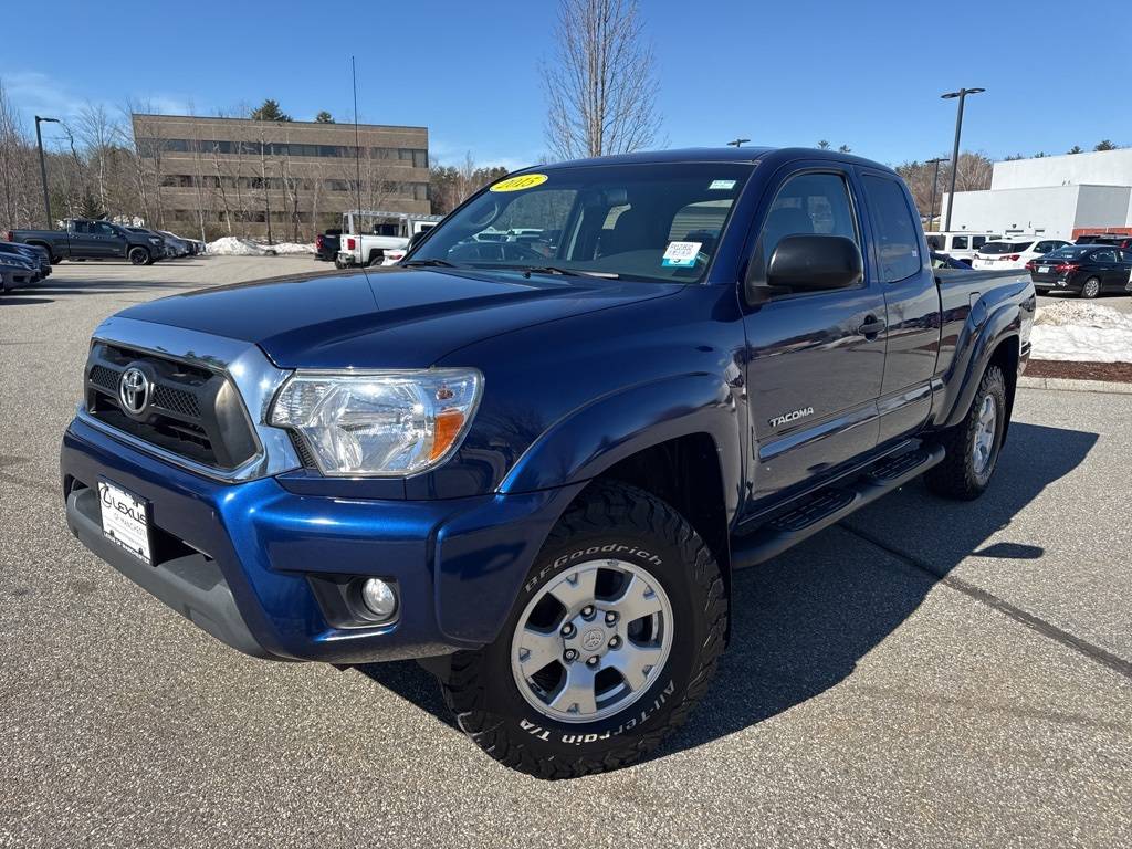 2015 Toyota Tacoma Base — Pickup Truck — 131,621 mi — Bedford, NH
