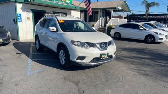 2016 Nissan Rogue SV — SUV — 106,028 mi — Visalia, CA