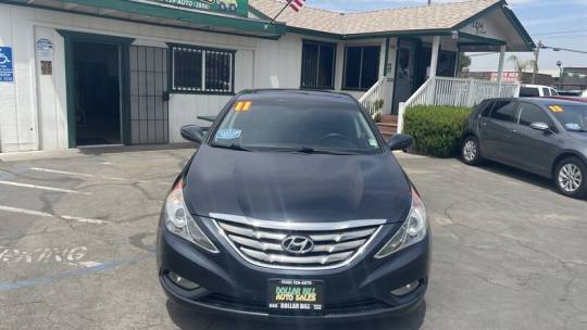 2011 Hyundai Sonata SE — Sedan — 84,379 mi — Visalia, CA