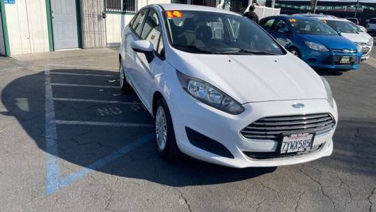 2014 Ford Fiesta SE — Sedan — 91,896 mi — Visalia, CA