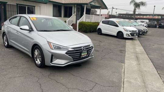 2019 Hyundai Elantra SEL — Sedan — 86,563 mi — Visalia, CA