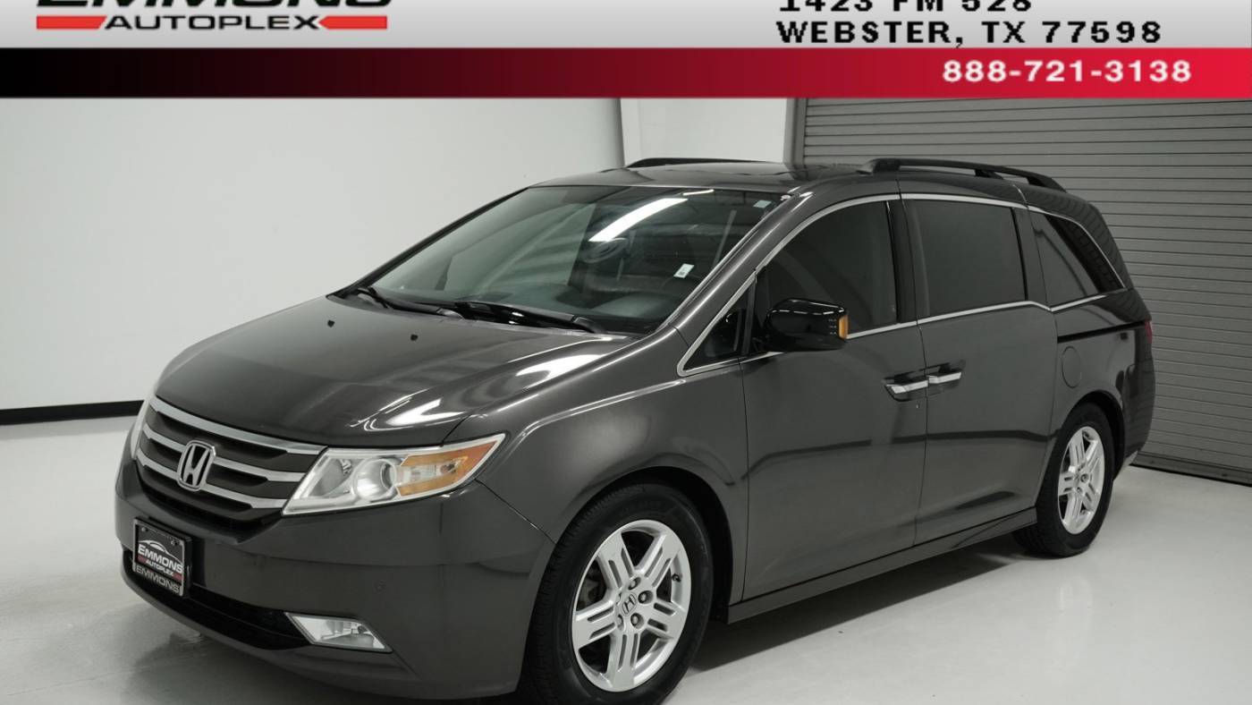 2013 Honda Odyssey Touring — Minivan — 100,362 mi — Webster, TX