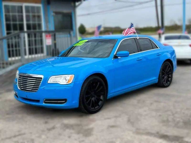 2014 Chrysler 300 Base — Sedan — 78,642 mi — Pasadena, TX