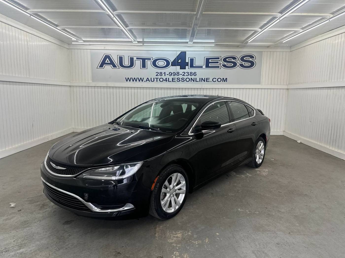 2016 Chrysler 200 Limited — Sedan — 143,665 mi — Pasadena, TX