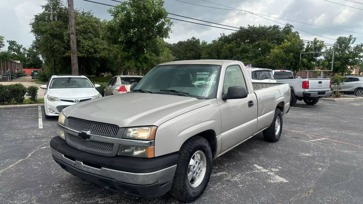 2004 Chevrolet Silverado 1500 LS