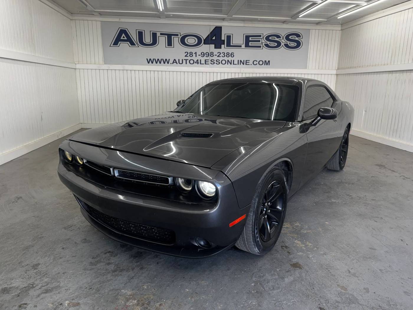 2015 Dodge Challenger SXT