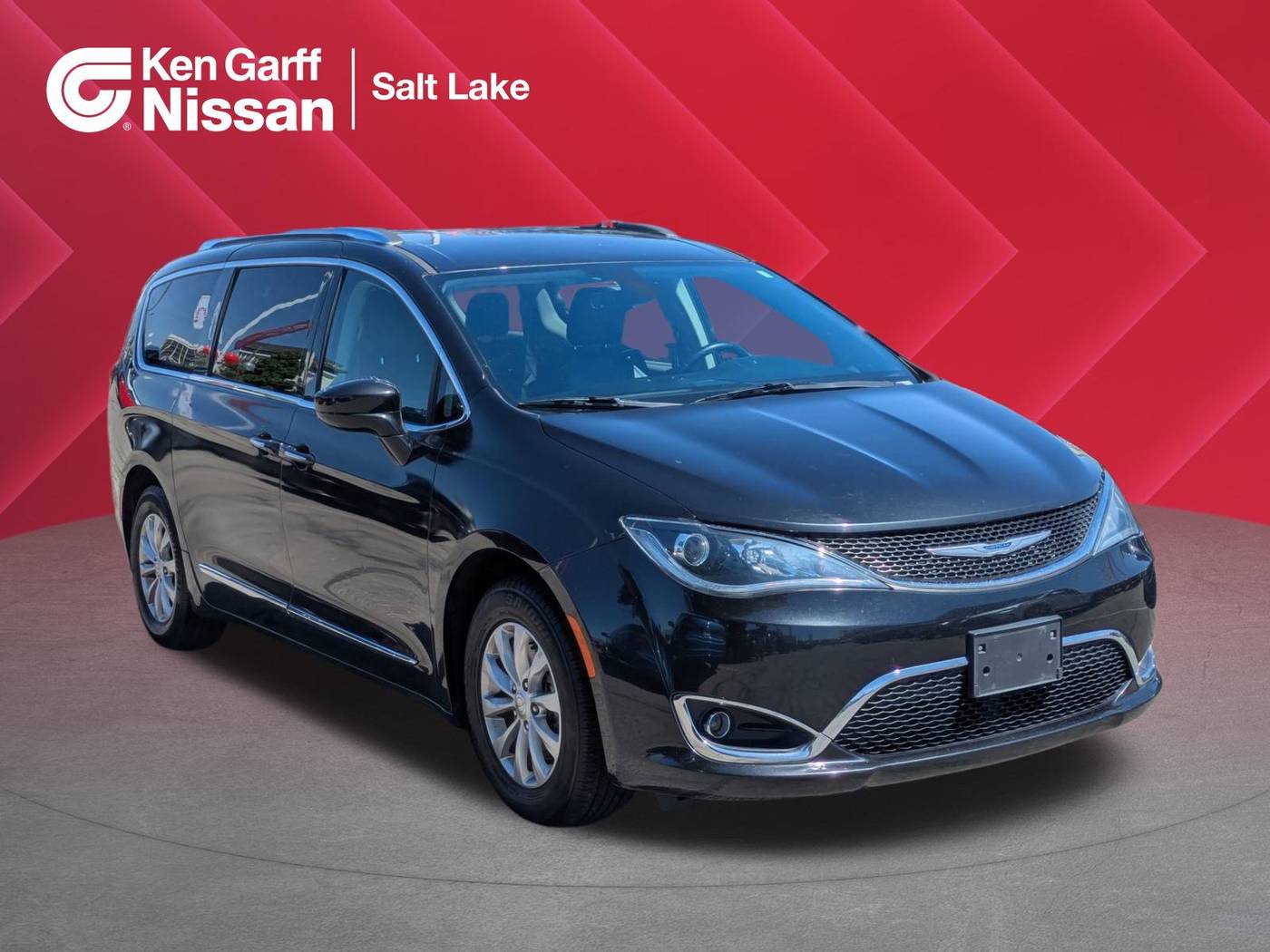 2020 Chrysler Pacifica Touring L — Minivan — 94,393 mi — Salt Lake City, UT