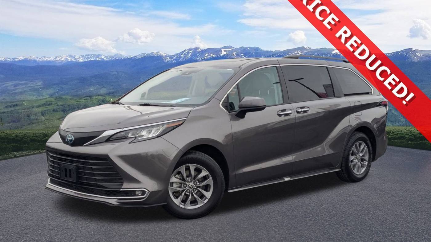 2023 Toyota Sienna XLE — Minivan — 57,357 mi — Murray, UT