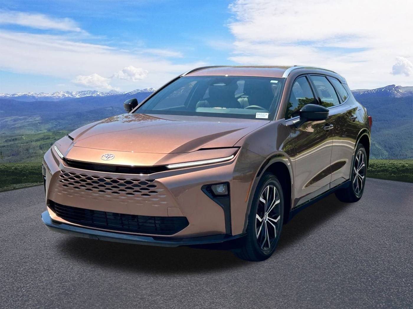 2025 Toyota Crown Signia XLE — SUV — 5,463 mi — Murray, UT