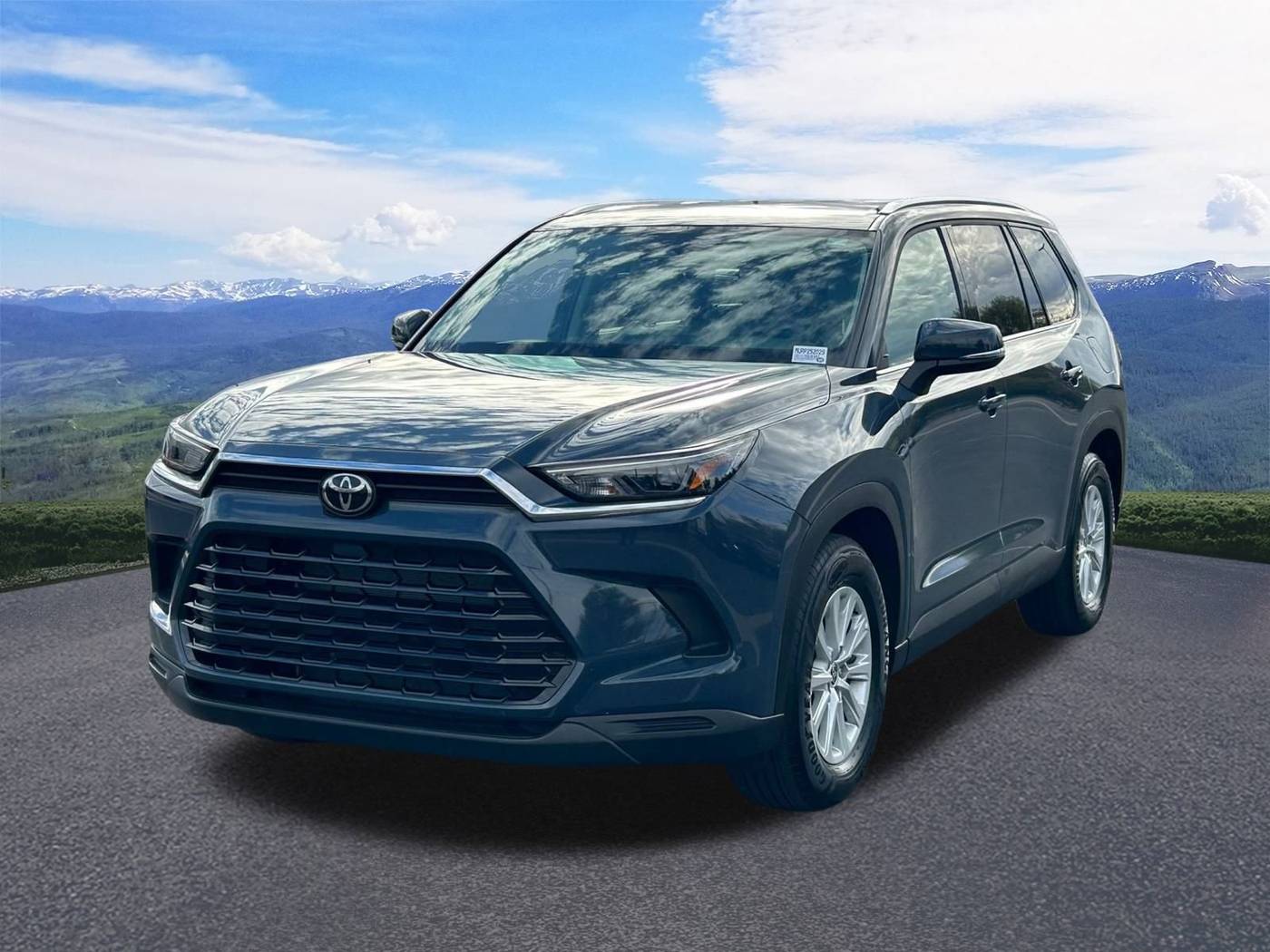 2025 Toyota Grand Highlander XLE — SUV — 13,278 mi — Murray, UT