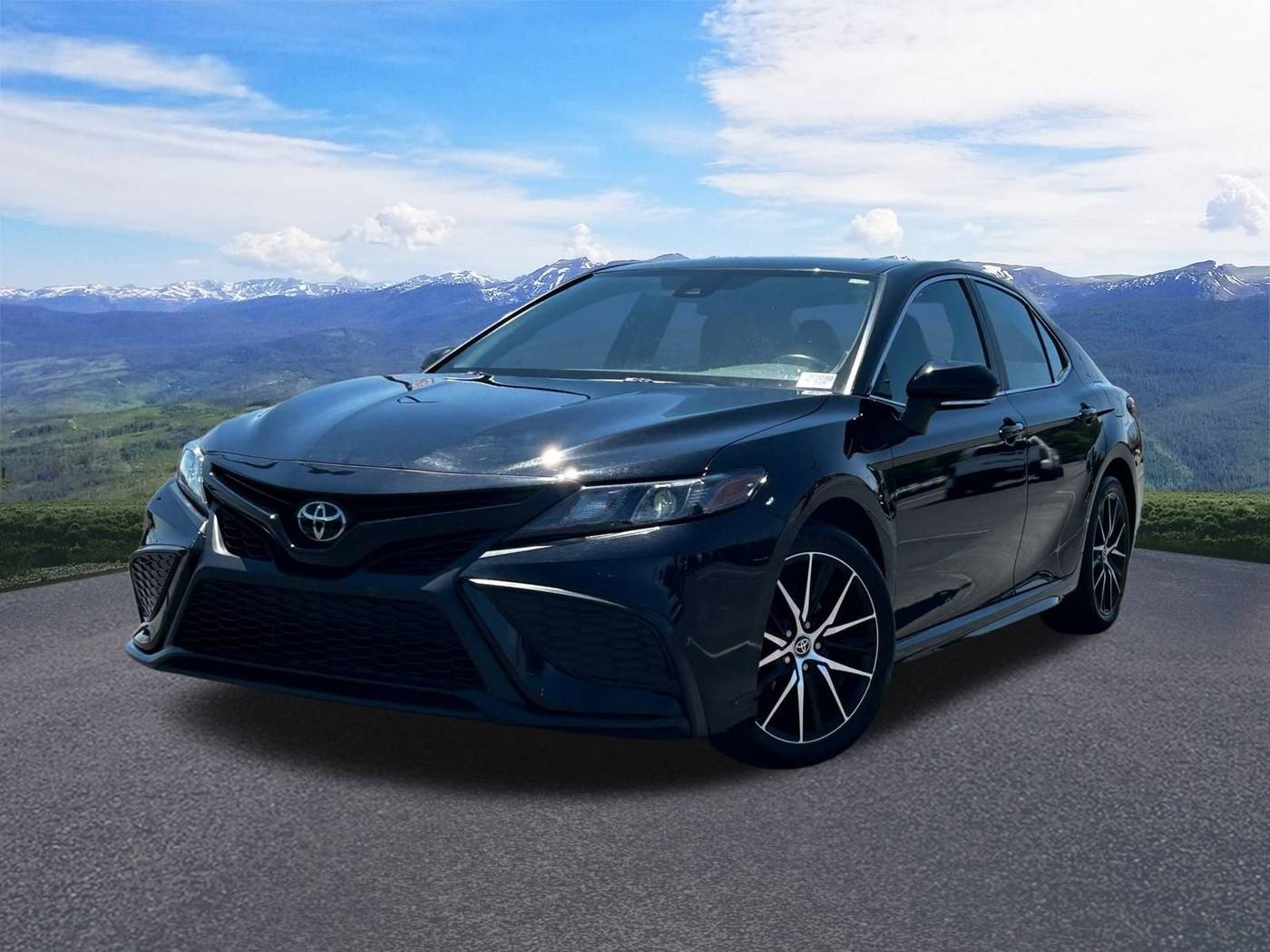 2024 Toyota Camry SE — Sedan — 30,095 mi — Murray, UT
