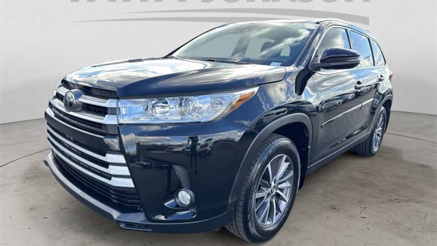 2019 Toyota Highlander XLE — SUV — 70,165 mi — Clarksville, TN