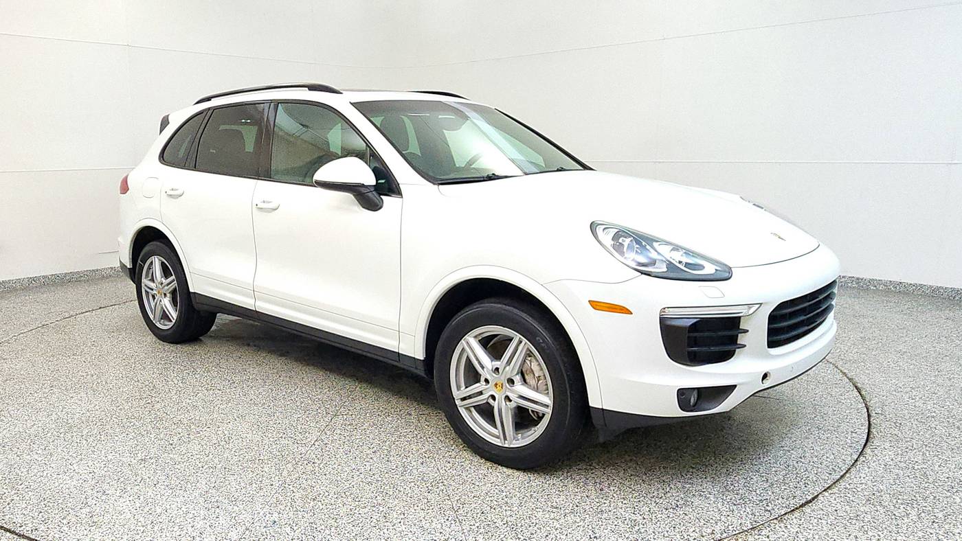 2017 Porsche Cayenne Platinum Ed.