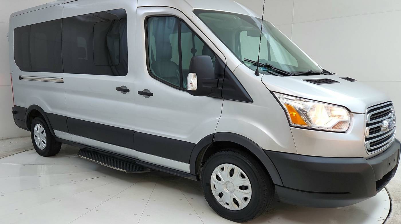 2019 Ford Transit Passenger Wagon T-350 XLT — Passenger Van — 75,469 mi — Freehold, NJ