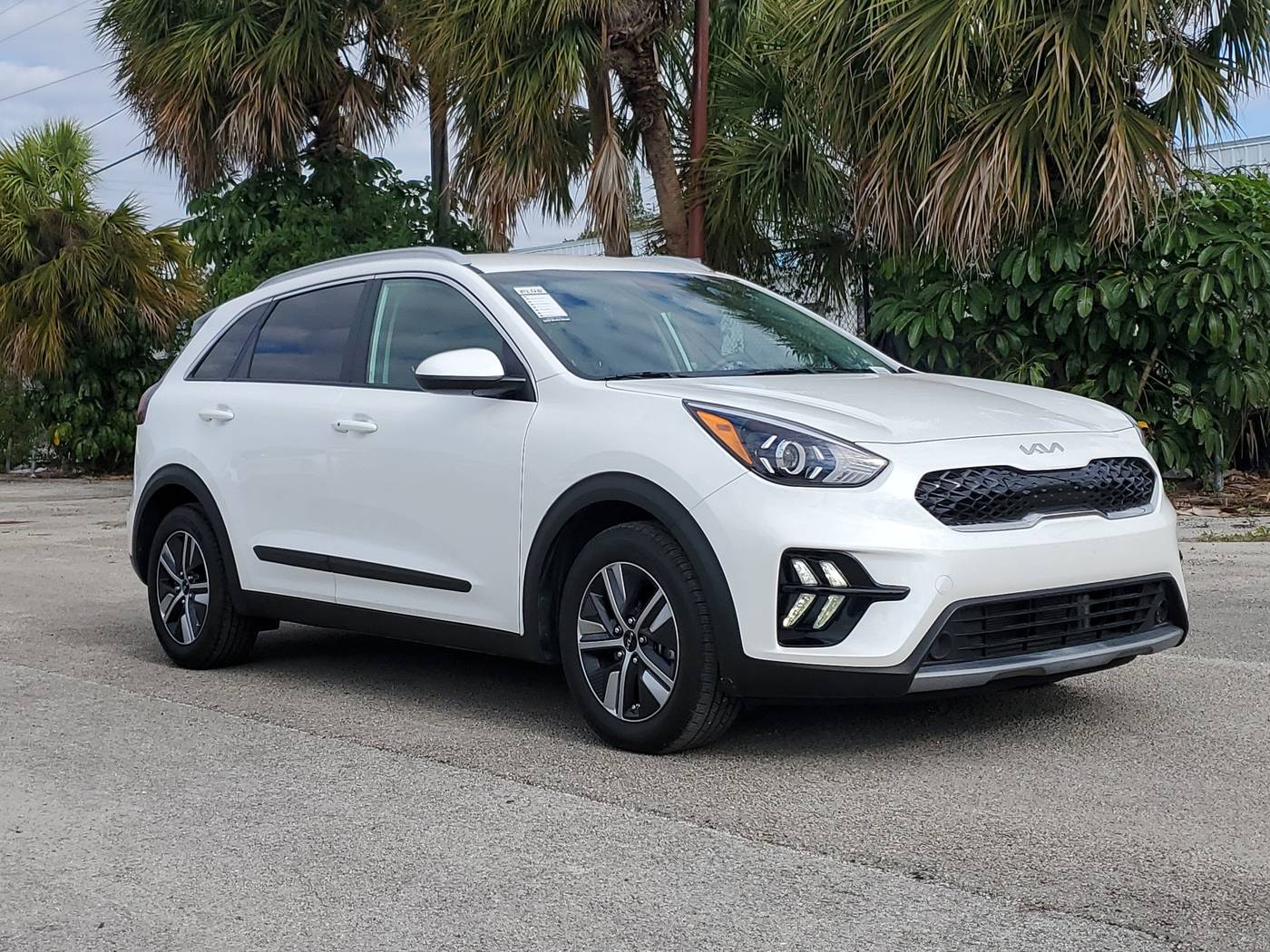 2022 Kia Niro Hybrid LXS — SUV — 26,856 mi — Hollywood, FL