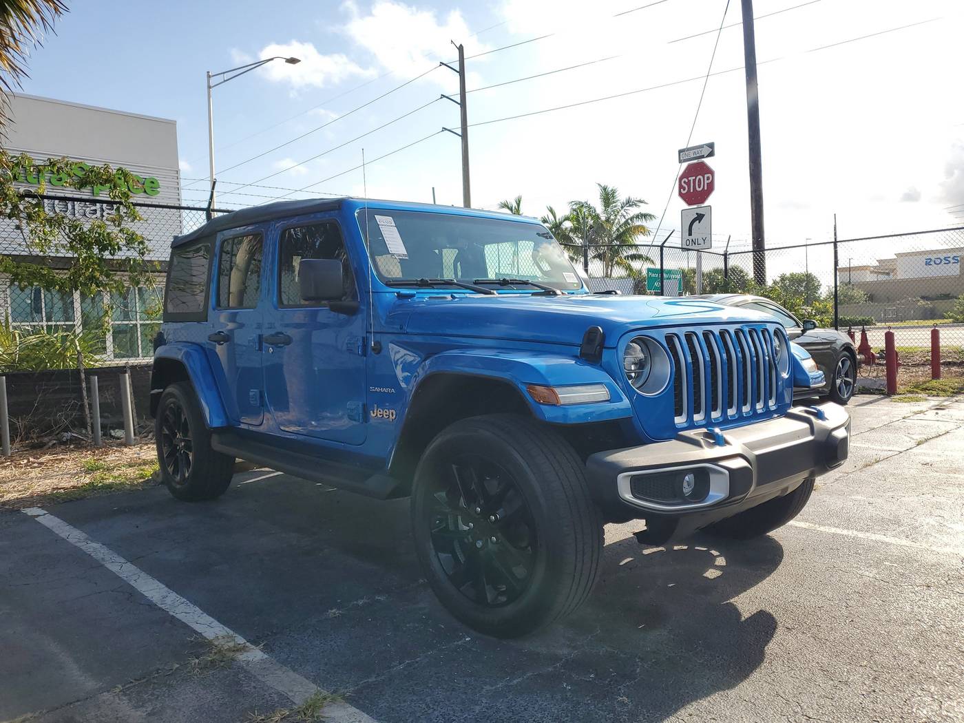 2022 Jeep Wrangler Sahara 4xe — SUV — 44,515 mi — Hollywood, FL