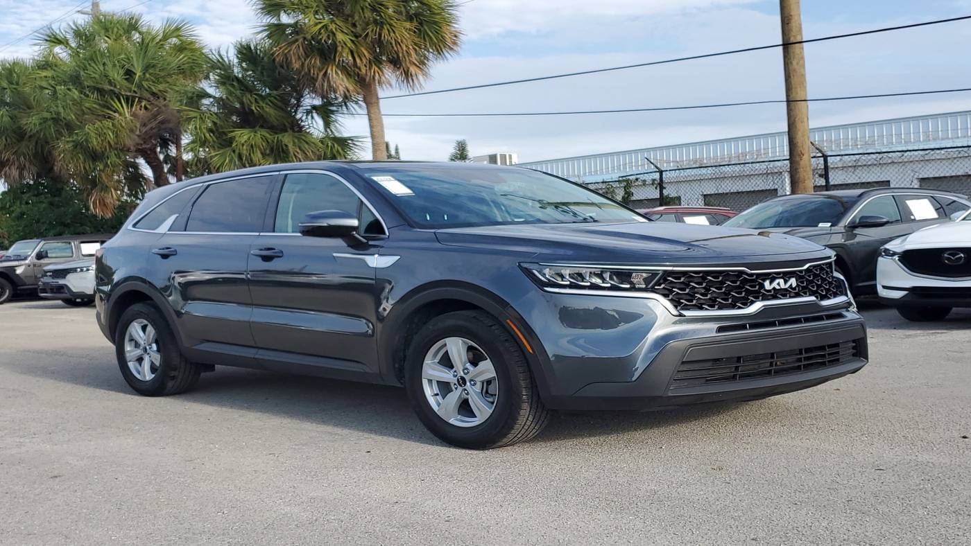 2023 Kia Sorento LX — SUV — 16,641 mi — Hollywood, FL