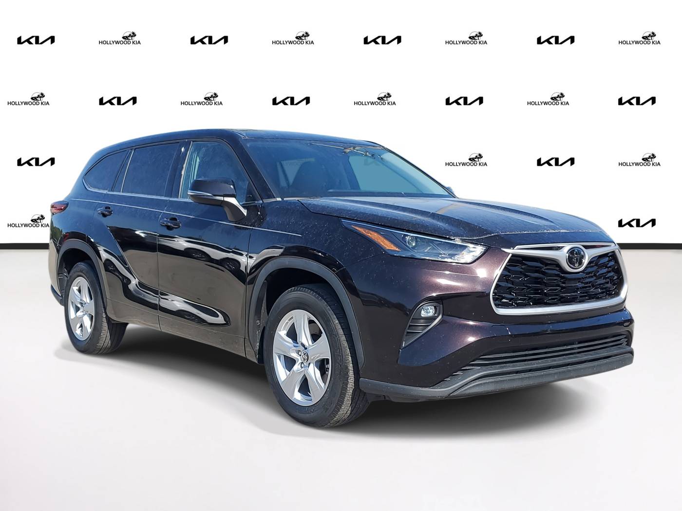 2022 Toyota Highlander LE — SUV — 12,961 mi — Hollywood, FL