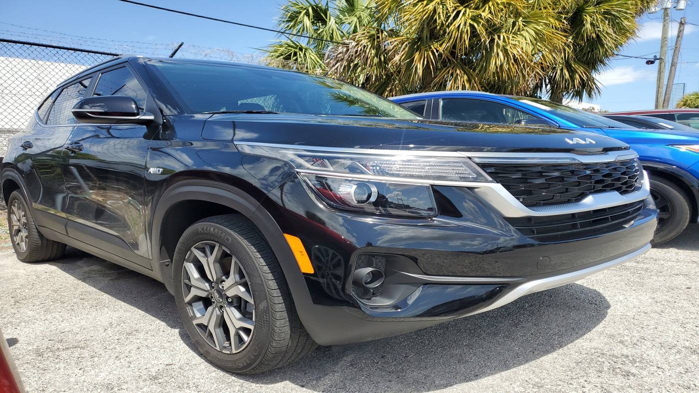 2023 Kia Seltos EX — SUV — 18,188 mi — Hollywood, FL