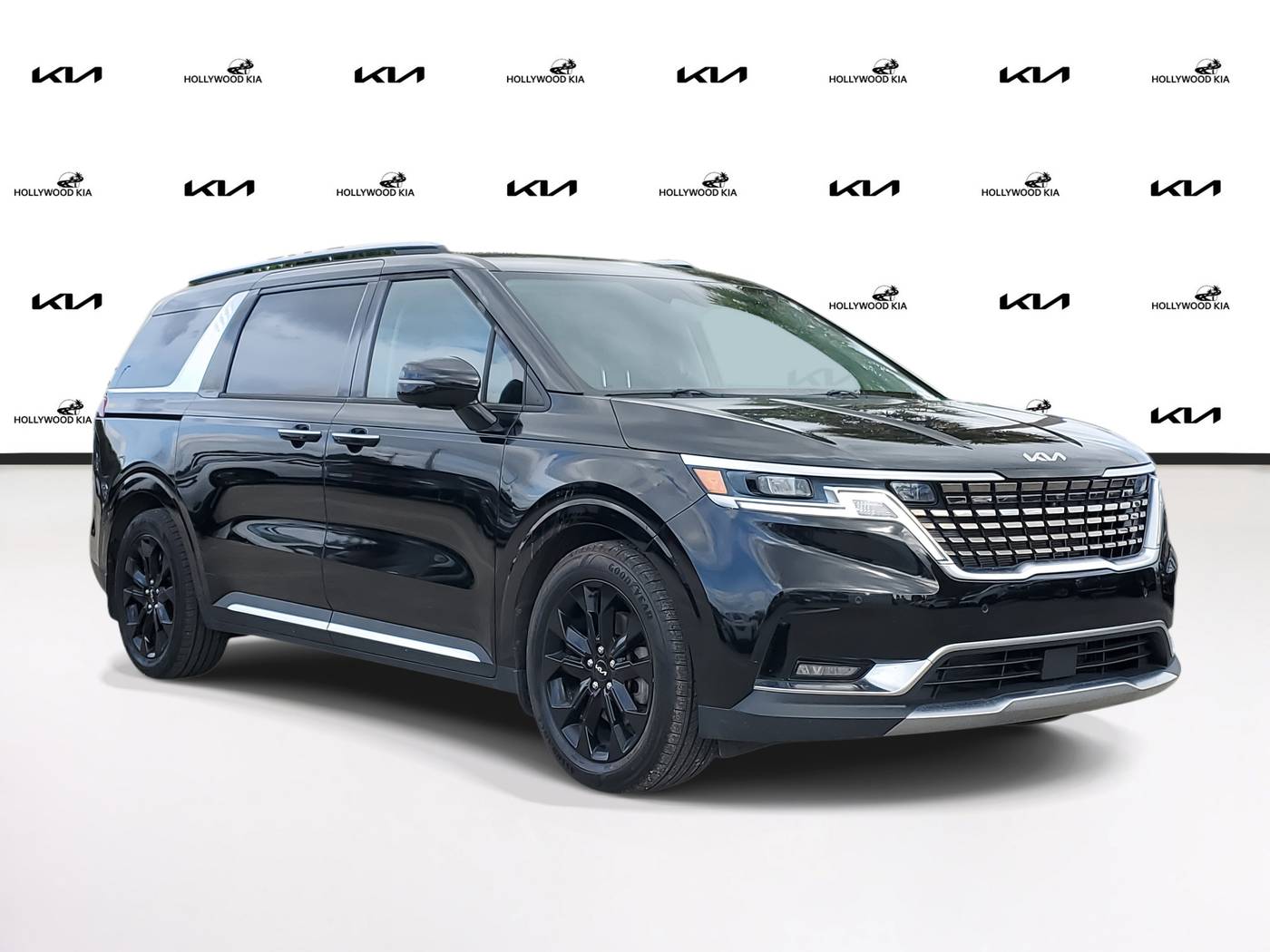 2022 Kia Carnival SX — Minivan — 44,839 mi — Hollywood, FL