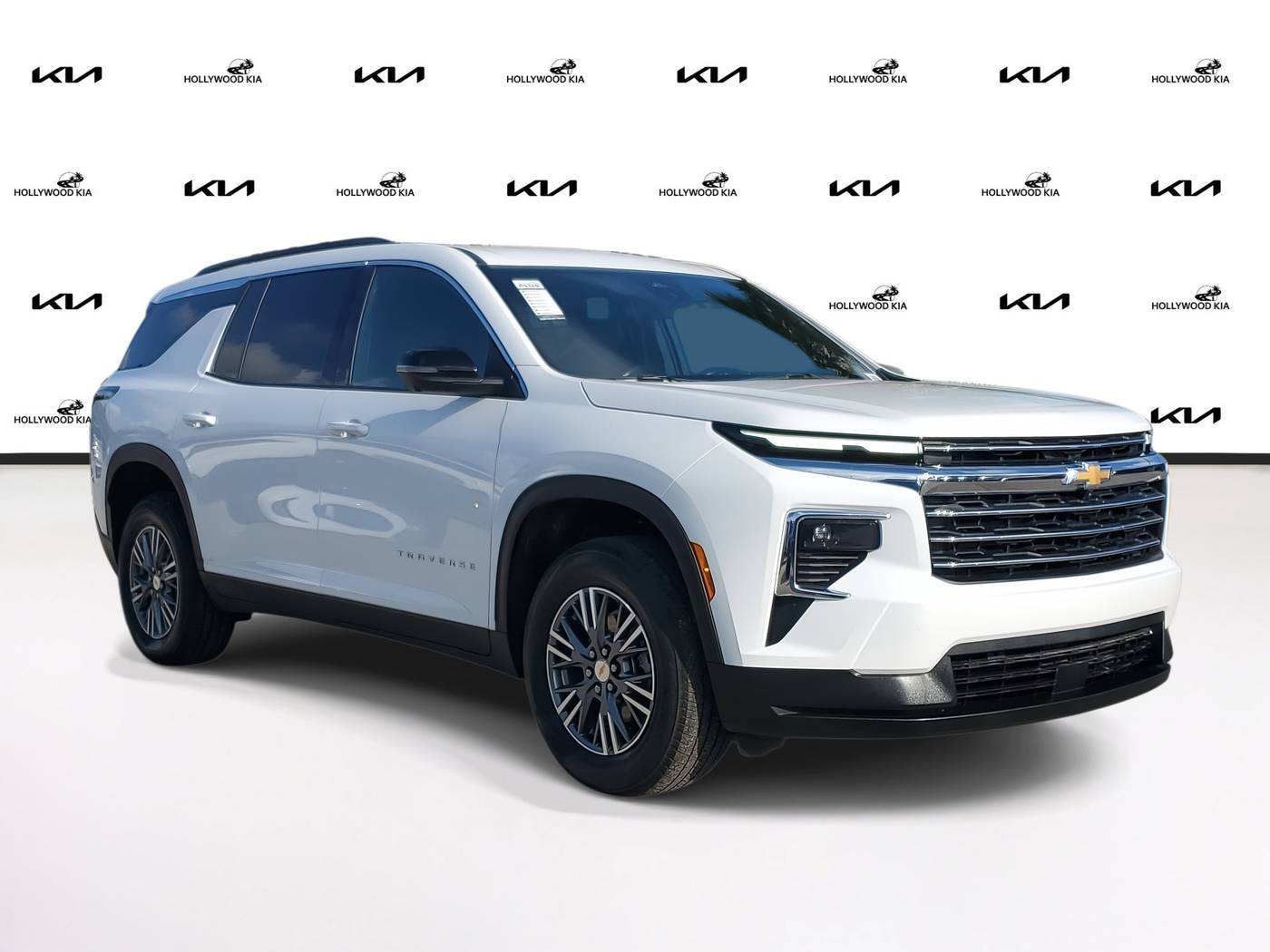 2024 Chevrolet Traverse LT — SUV — 30,100 mi — Hollywood, FL