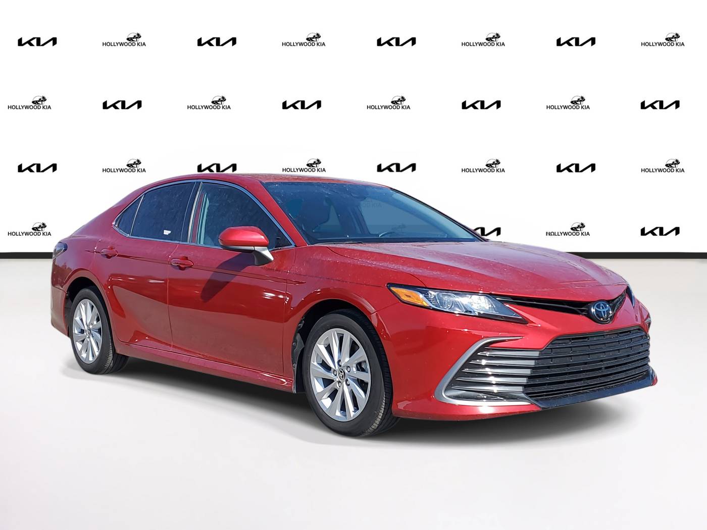 2023 Toyota Camry LE — Sedan — 15,667 mi — Hollywood, FL