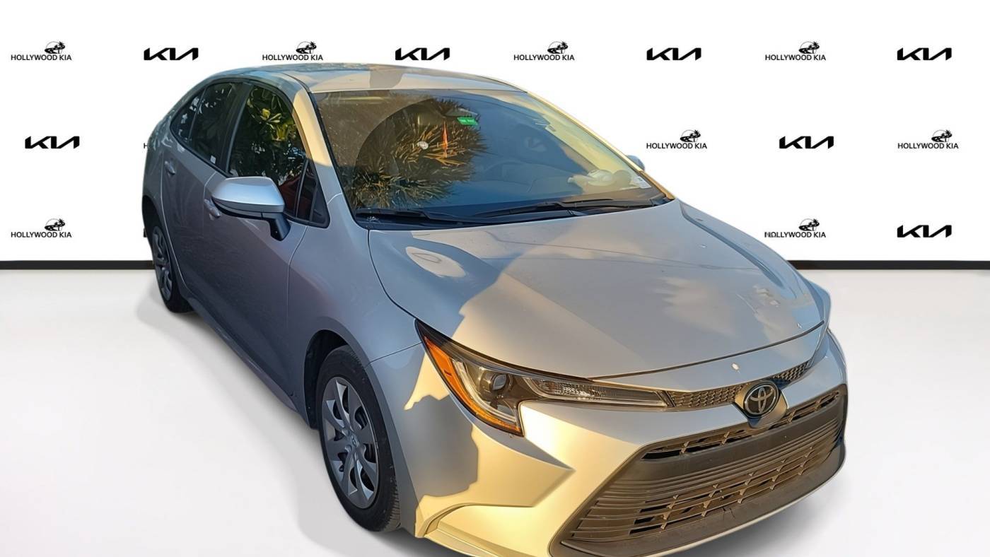 2024 Toyota Corolla LE — Sedan — 8,789 mi — Hollywood, FL