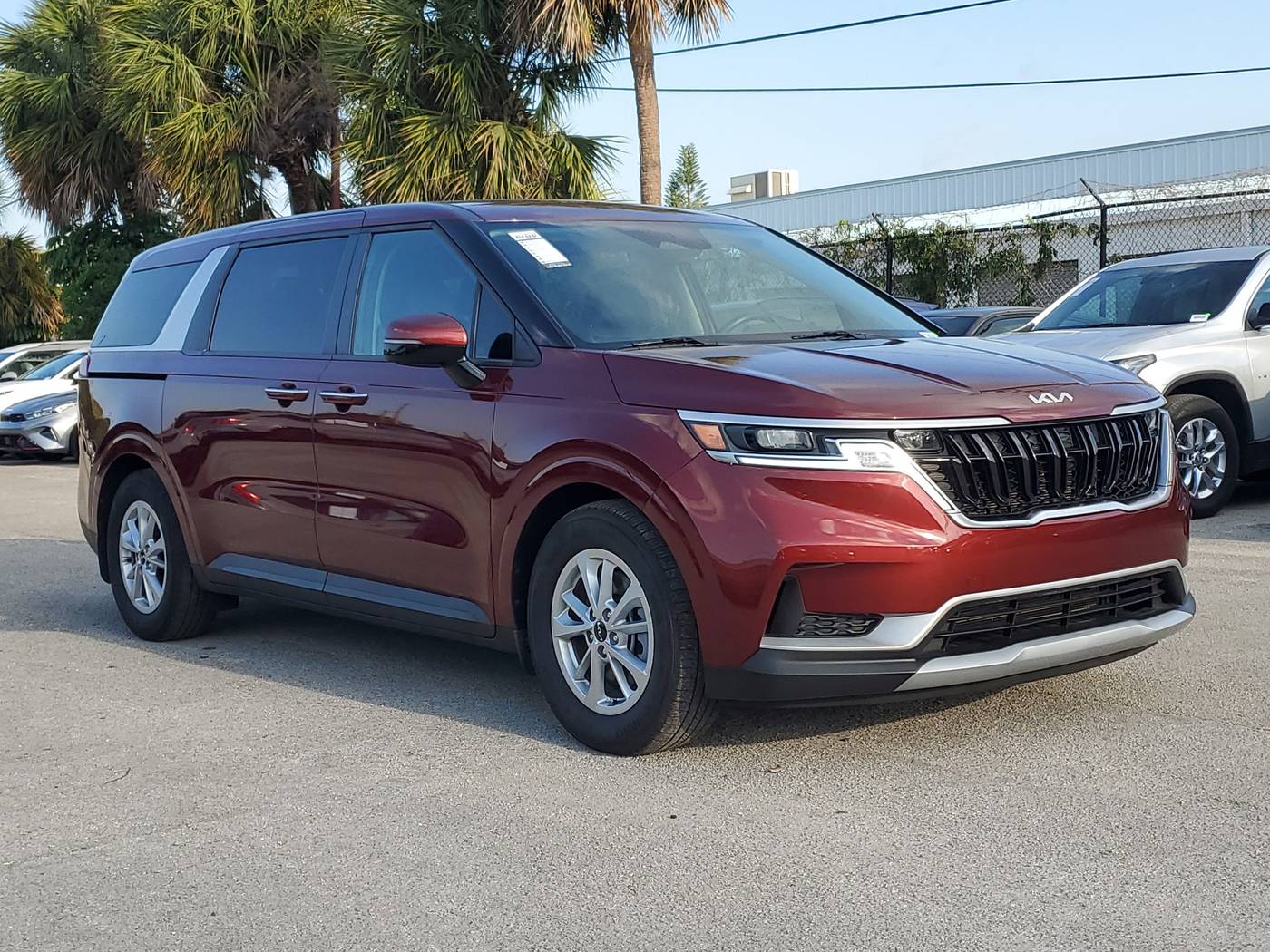 2023 Kia Carnival LXS — Minivan — 34,962 mi — Hollywood, FL