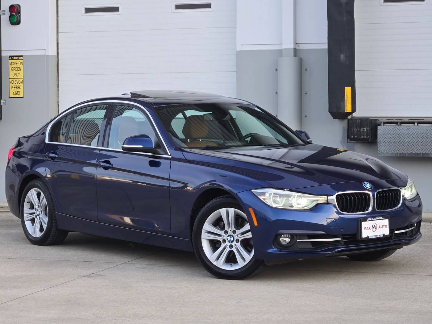 2018 BMW 3 Series 330i