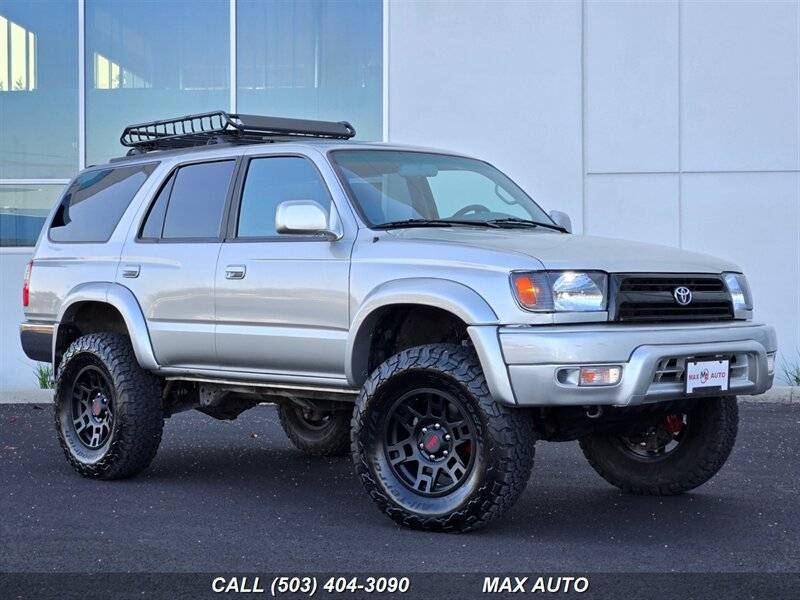 2000 Toyota 4Runner SR5 — SUV — 125,762 mi — PORTLAND, OR