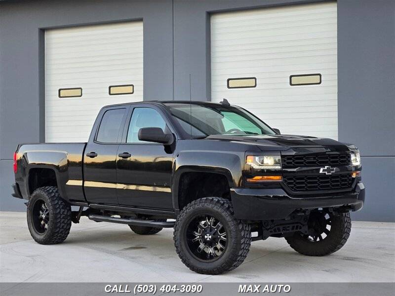2017 Chevrolet Silverado 1500 Custom — Pickup Truck — 93,952 mi — PORTLAND, OR