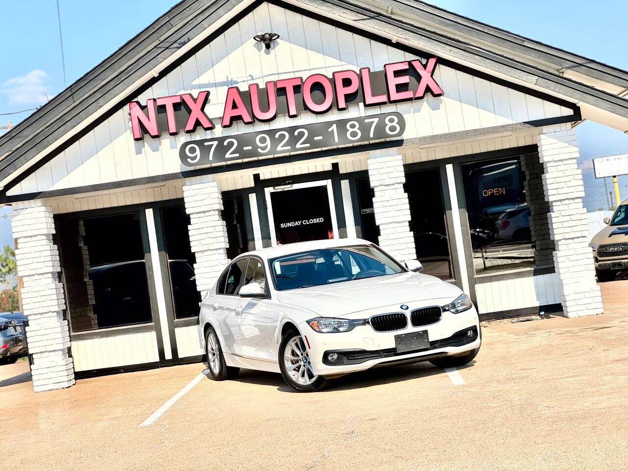 2017 BMW 3 Series 320i — Sedan — 65,324 mi — Garland, TX