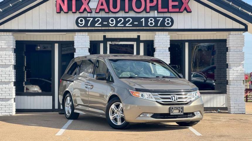 2011 Honda Odyssey Touring — Minivan — 204,420 mi — Garland, TX