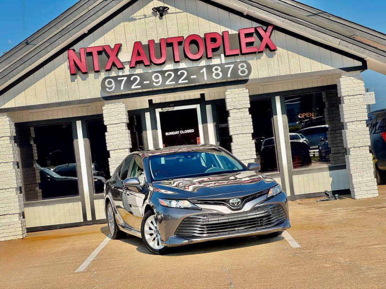 2020 Toyota Camry LE — Sedan — 105,503 mi — Garland, TX