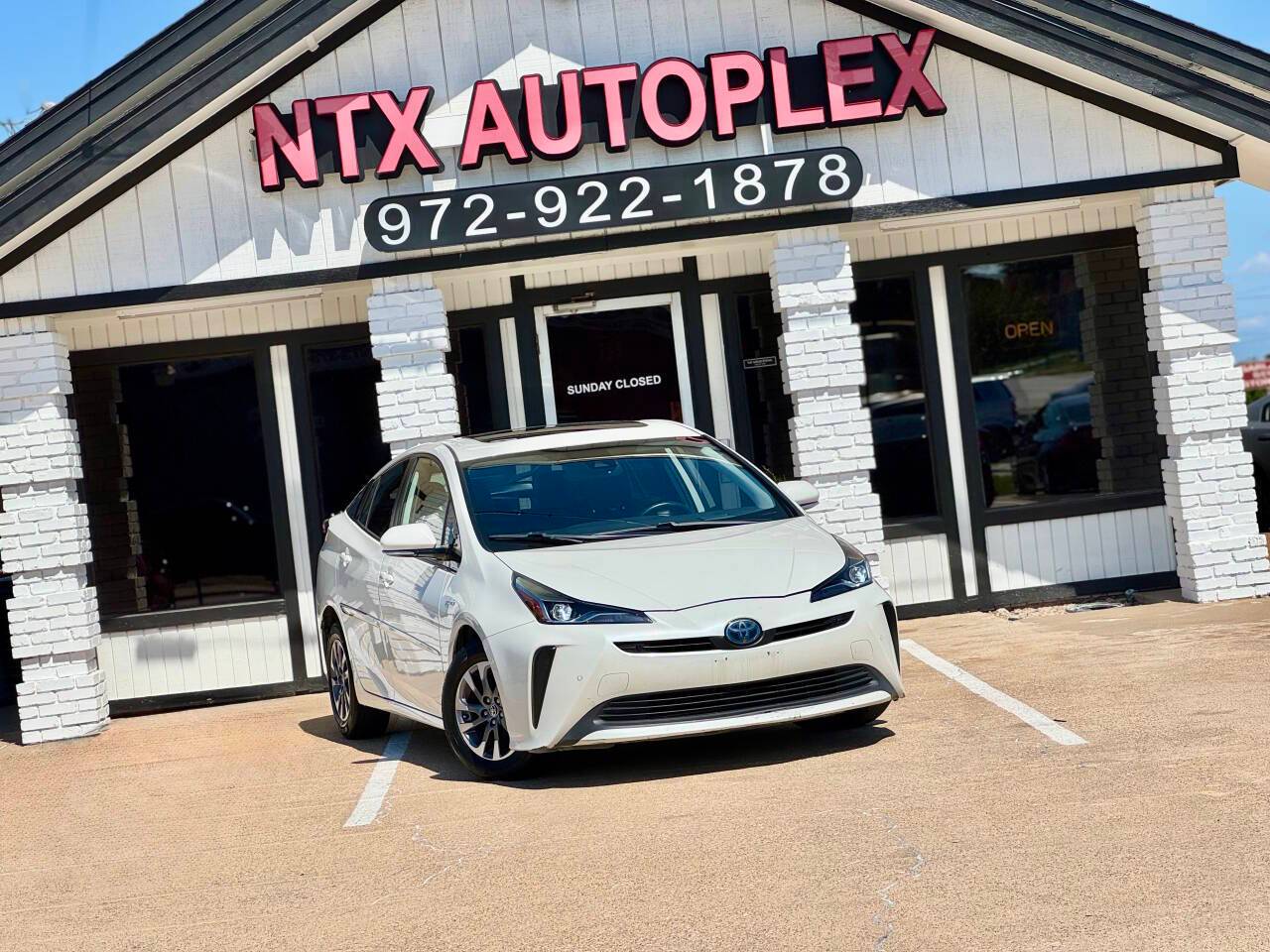 2019 Toyota Prius XLE — Hatchback — 136,266 mi — Garland, TX