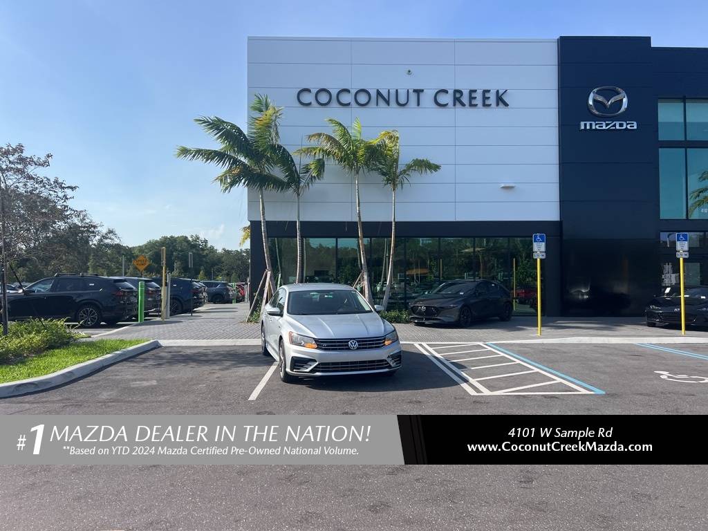2018 Volkswagen Passat R-Line — Sedan — 33,128 mi — Coconut Creek, FL